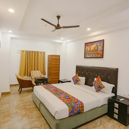 Fabexpress Taj Residency Near Yashobhoomi Convention Centre Hotel Delhi  Bagian luar foto