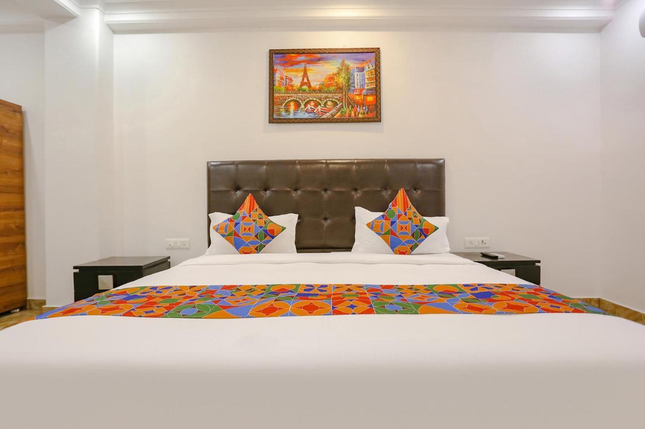 Fabexpress Taj Residency Near Yashobhoomi Convention Centre Hotel Delhi  Bagian luar foto