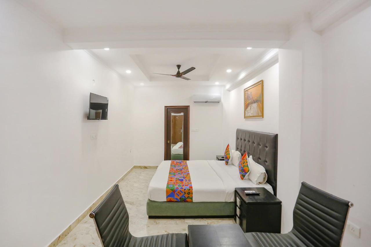 Fabexpress Taj Residency Near Yashobhoomi Convention Centre Hotel Delhi  Bagian luar foto